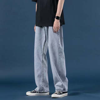 ภาพขนาดย่อของภาพหน้าปกสินค้ากางเกงยีนส์ขายาวผู้ชาย กางเกงทรงกระบอก สไตล์วินเทจ จากร้าน 1a2_fg4cz5 บน Shopee