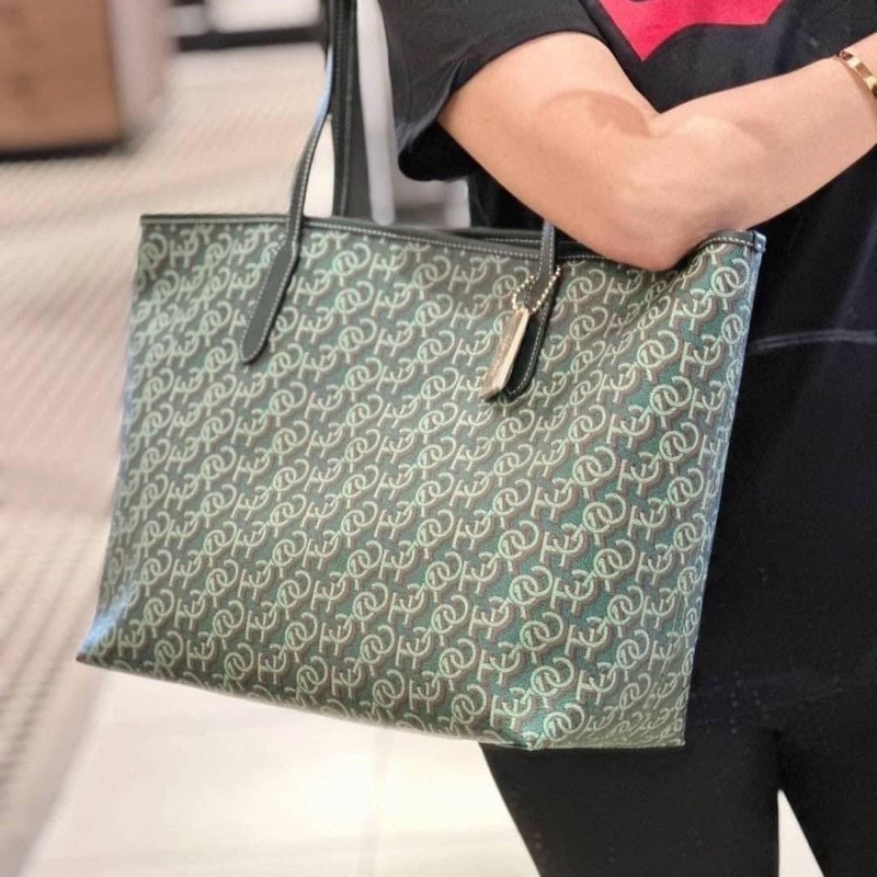 สด-ผ่อน-cf342-สีเขียว-city-tote-with-coach-monogram-print