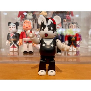 (ของแท้) Be@rbrick Series 25 Cute: KISS HELLO KITTY the demon (bearbrick)