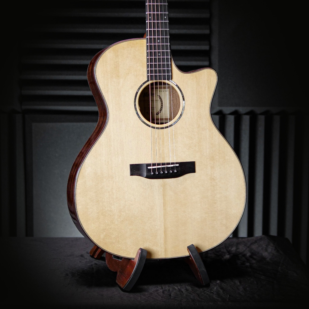 st-matthew-18-deluxe-กีตาร์โปร่ง-all-solid-sitka-spruce-mahogany-พร้อมกระเป๋า-om-18-ga-18-d-18-aj-18