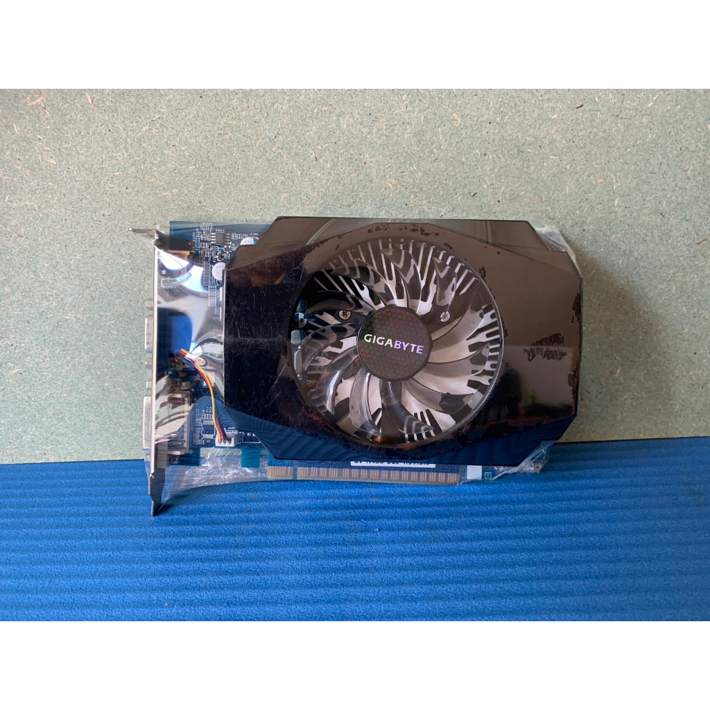 การ์ดจอ GIGABYTE Nvidia GeForce GT430 2GB DDR3 128Bit สวยๆพร้อมใช้งาน ...