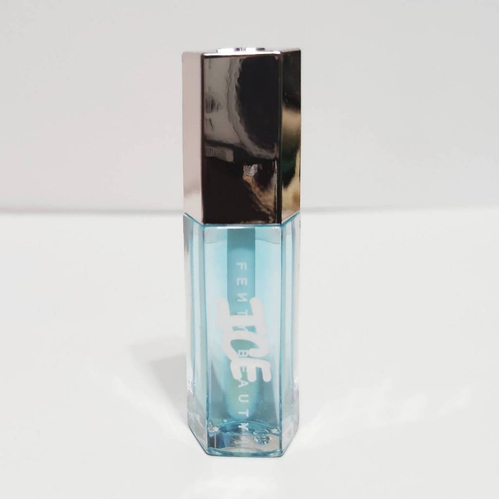 FENTY BEAUTY Gloss Bomb Ice Instant Cooling Lip Luminizer สี Cold Heart
