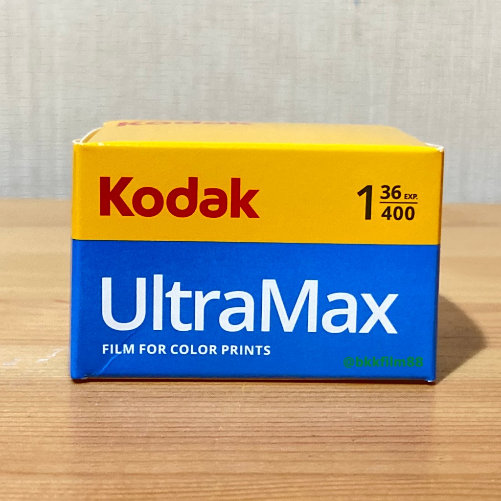 รูปภาพของฟิล์มสี Kodak Ultramax 400 35mm 135-36 Color Film ฟิล์มถ่ายรูป ฟิล์ม 135 bkkfilmลองเช็คราคา
