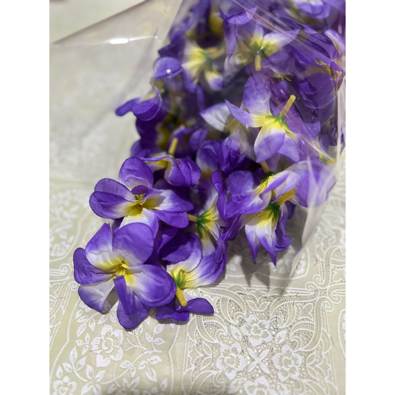 ดอกลีลาวดี เฉพาะหัวดอก100ดอก/ต่อ1ถุง | Shopee Thailand