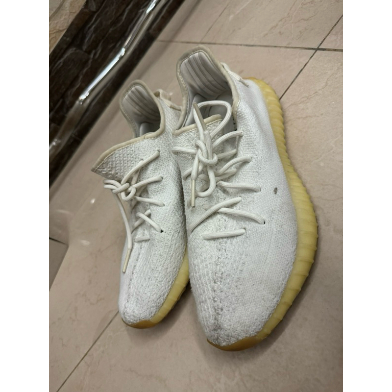 yeezy th
