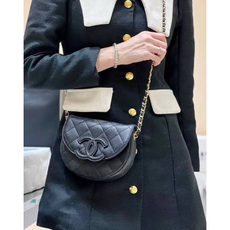 กระเป๋า CHANEL VIP GIFT CROSSBODY CHAIN BAG Shopee Thailand