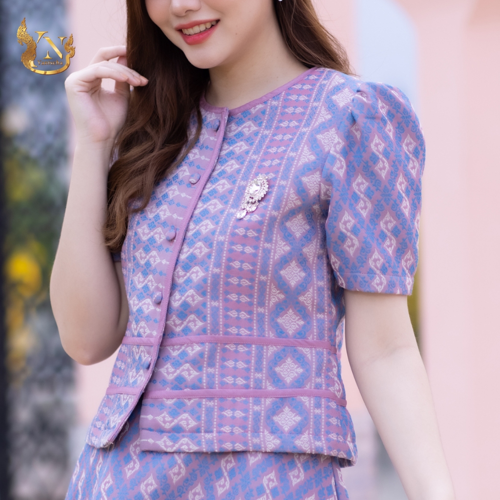 ชุดเซ็ทลายขอราชทาน ผ้าฝ้ายอัดกาว พรางพุง ใส่สวยหรู ไซส์ M-4XL มุมมองที่ 4