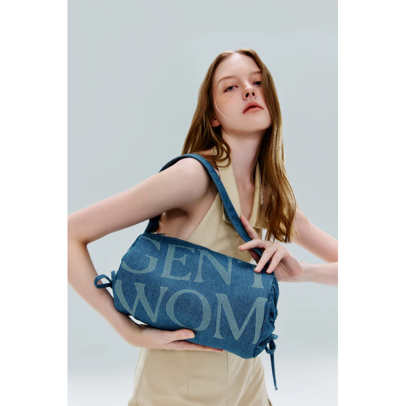 💙💙New+พร้อมส่ง💙💙กระเป๋าทรงใหม่ แบรน GW💙 รุ่น GENTLEWOMAN BOLSTER BAG ...