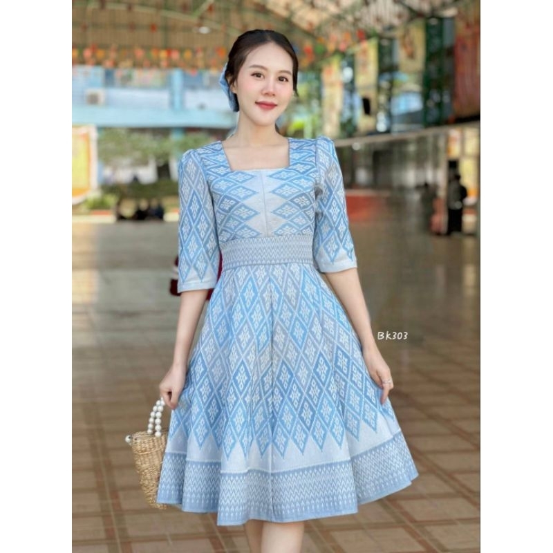เดรสผ้าไทยสีฟ้าวันแม่ สวยหรู ผ้าทอคุณภาพดี ราคาถูก ใส่แล้วดูมีระดับ มุมมองที่ 5