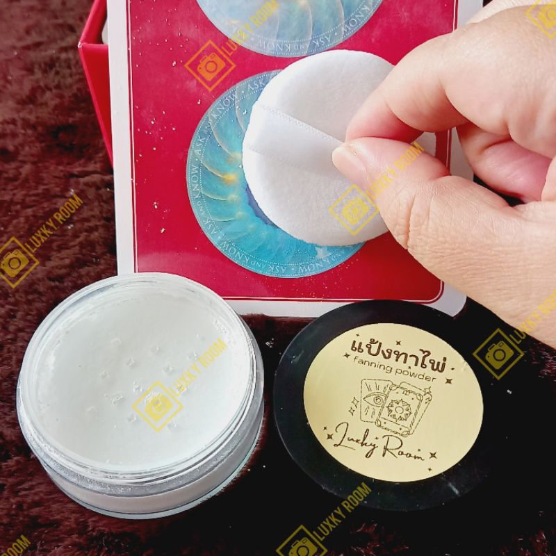 ลดล้างสต๊อก! แป้งทาไพ่ (Fanning Powder) ตลับ 28 g. มีพัฟในตลับ สำหรับ ...