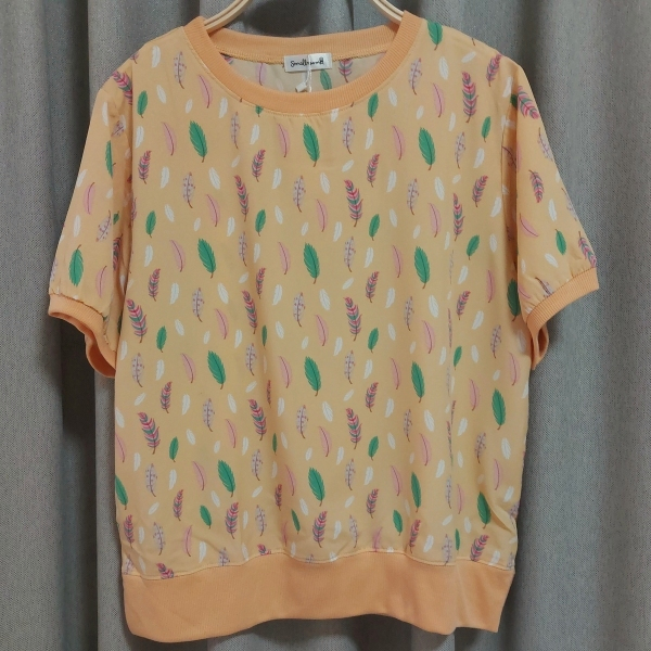 เสื้อผู้หญิง (Smallroom) ผ้าไหมอิตาลี แขนสั้น ดีไซส์เก๋ ใส่สบาย ไม่ร้อน ...