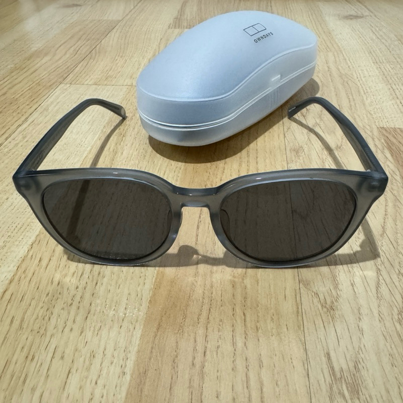 แว่นตากันแดด Owndays Sunglasses เลนส์สีเทา Shopee Thailand