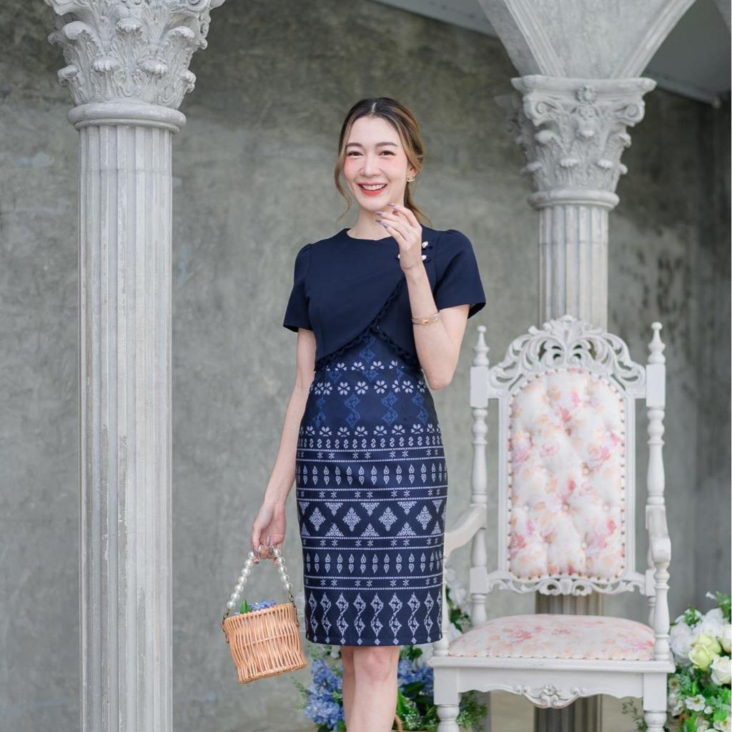เดรสลายไทยกระดุมมุกรุ่นขายดี 786 ผ้าดี มีซับใน ใส่แล้วสวยตรงปก มุมมองที่ 4