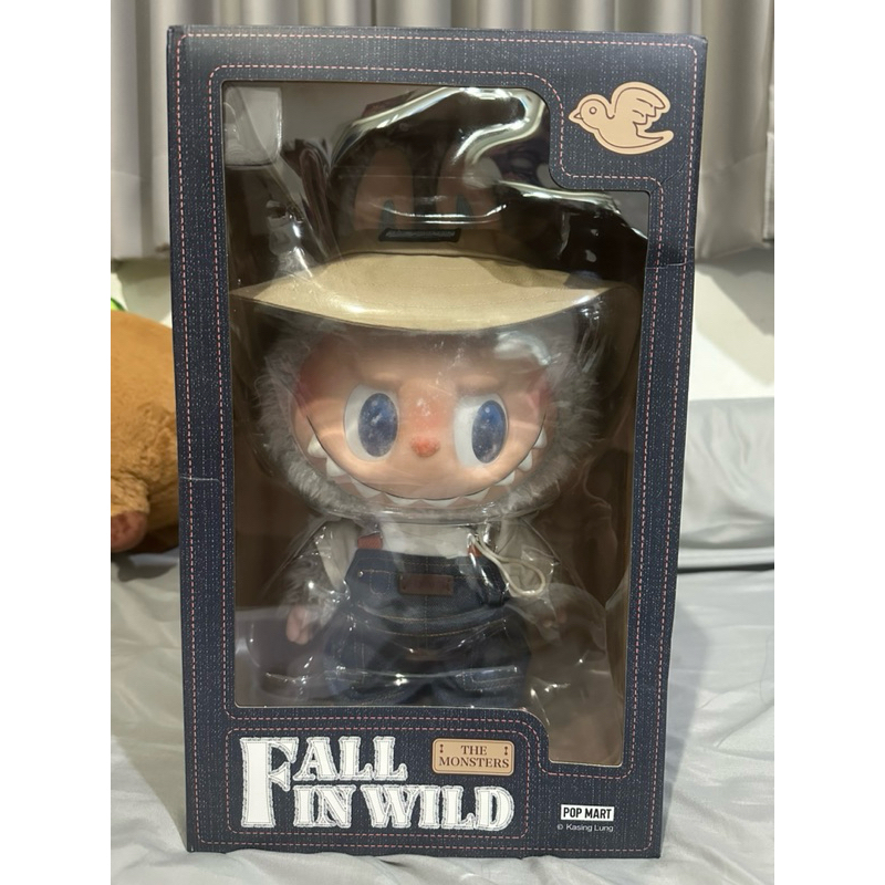 labubu fall in wild (พร้อมส่ง) | Shopee Thailand