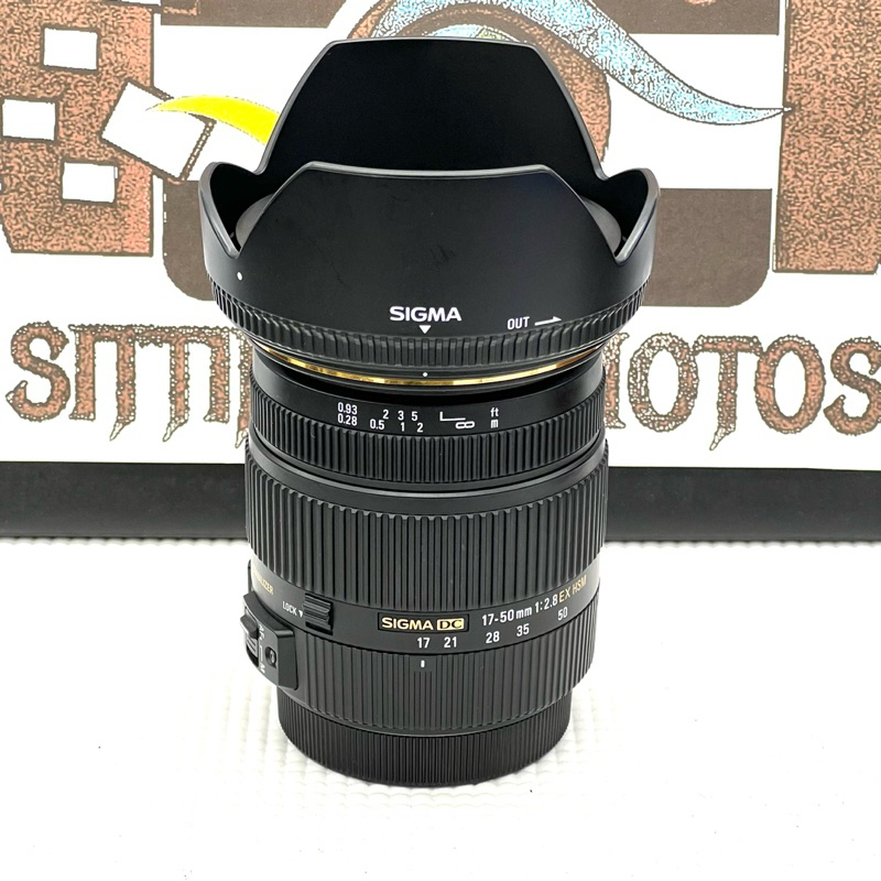 Nikon D7500•17-50mm F/2.8 EX DC OS HSM Amazon.com : Sigma 17-50mm f/2.8 EX DC OS HSM FLD Large