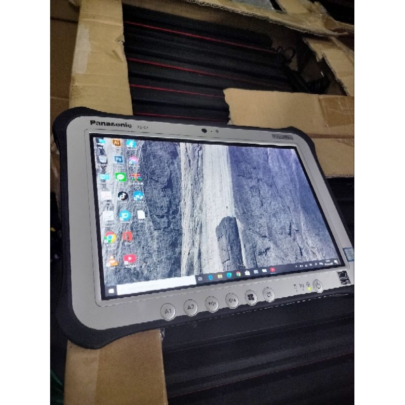 送料無料 タブレット 中古美品 10.1型 Panasonic FZ-G1FABZZCJ 第4世代
