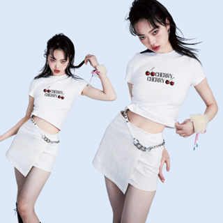 Cherry crop เสื้อครอปลายเชอรี่สไตล์y2k