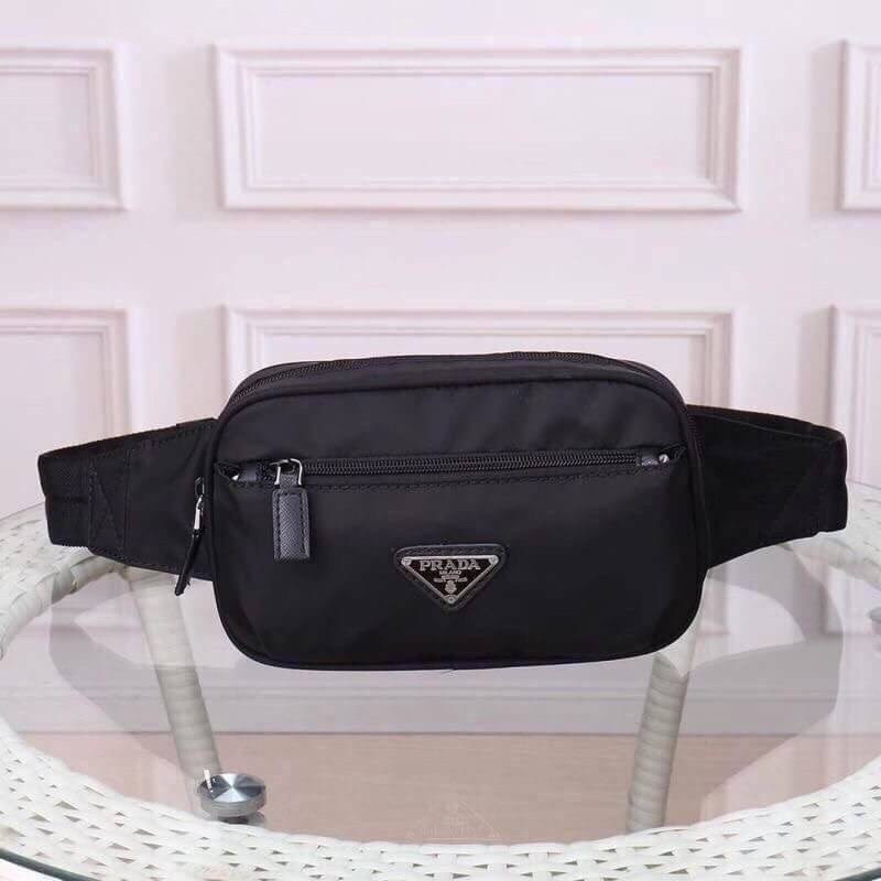 กระเป๋าคาดอกมาแล้วจร้าprada-waist-nylon-bag