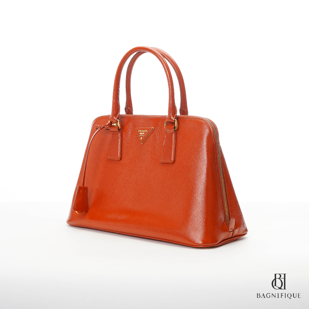 prada-saffiano-orange-ghw