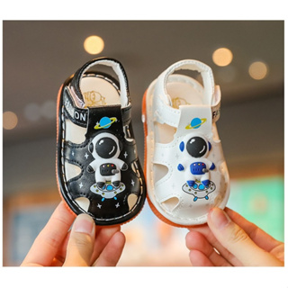 รองเท้าเด็กผู้ชาย สำหรับวัยหัดเดิน  ด้านล่างนุ่ม เวลาเดินมีเสียง รุ่นนักบินอวกาศ baby girl shoes