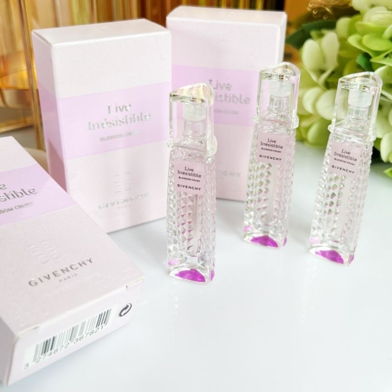 ขวดจิ๋ว-givenchy-live-irresistible-blossom-crush-edp-3ml