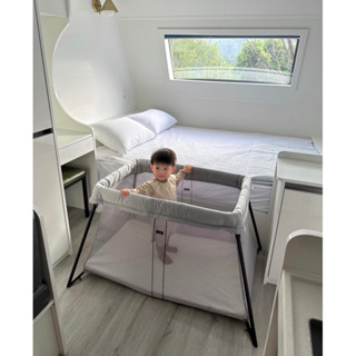 เตียงนอนเด็ก Baby Bjorn - Travel Cot Easy Go สามารถพับได้สะดวกพกพา