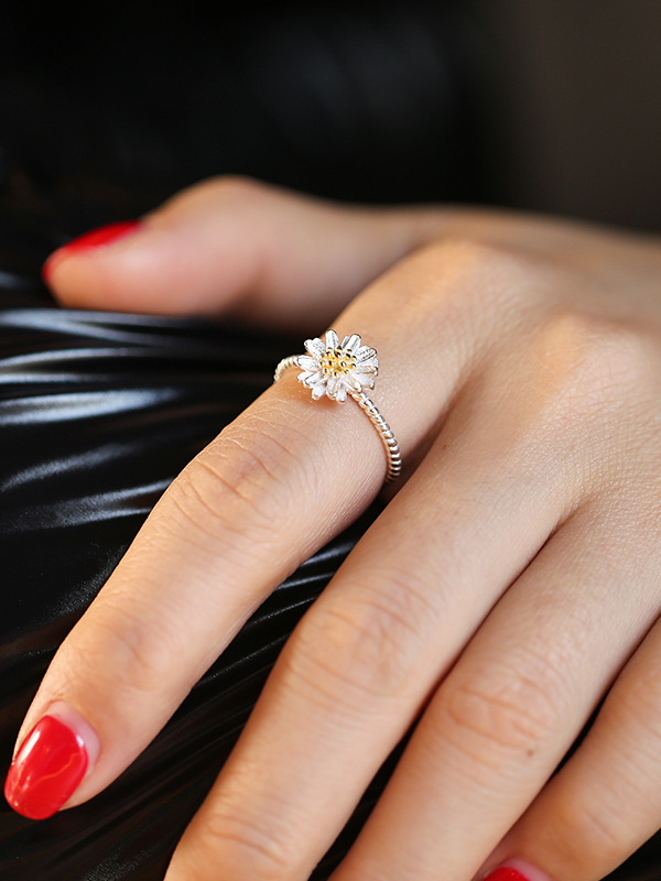แหวนเดซี่-แหวนเงิน-925-แหวนดอกเดซี่-เดซี่-daisy-แหวนมินิมอล-minimal-แหวนแฟชั่น-แหวนเกาหลี-ปรับขนาดได้