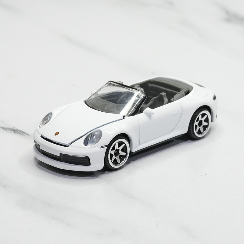Majorette Porsche 911 Carrera RS 2.7  Yellow Diecast car 1:64 Scale 3+ Years