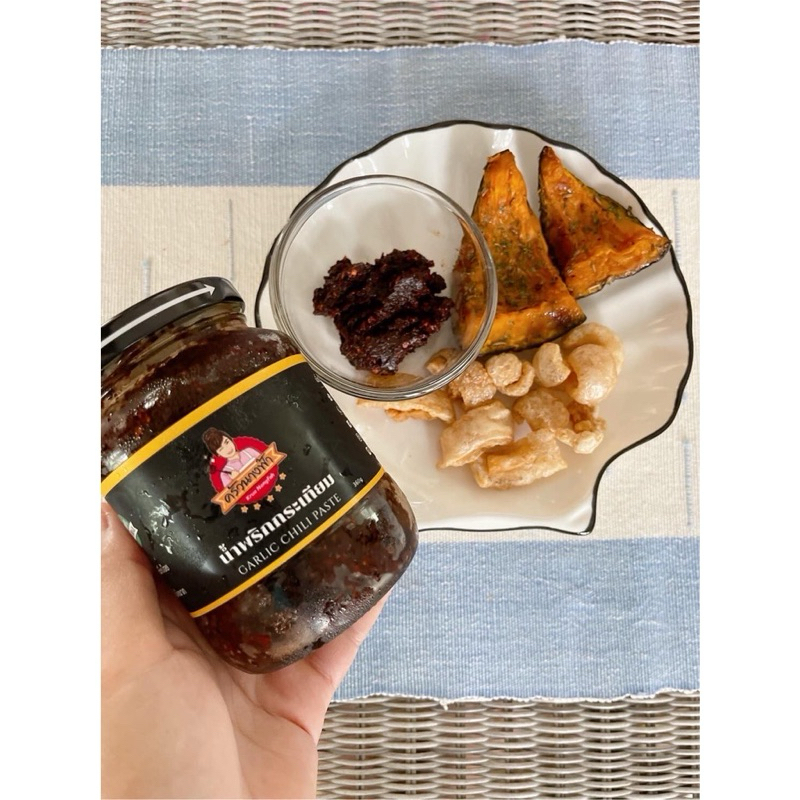 น้ำพริกกระเทียม Garlic Chili Paste 360g Shopee Thailand