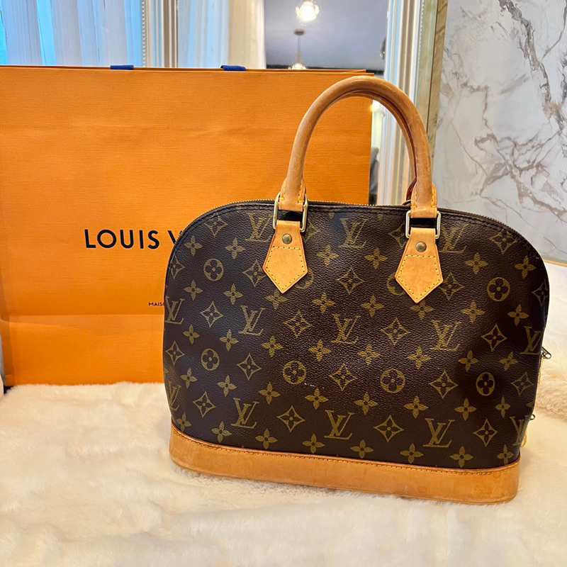 Shop Louis Vuitton ALMA 2022 SS Alma bb (M53152) by yukiko_CA