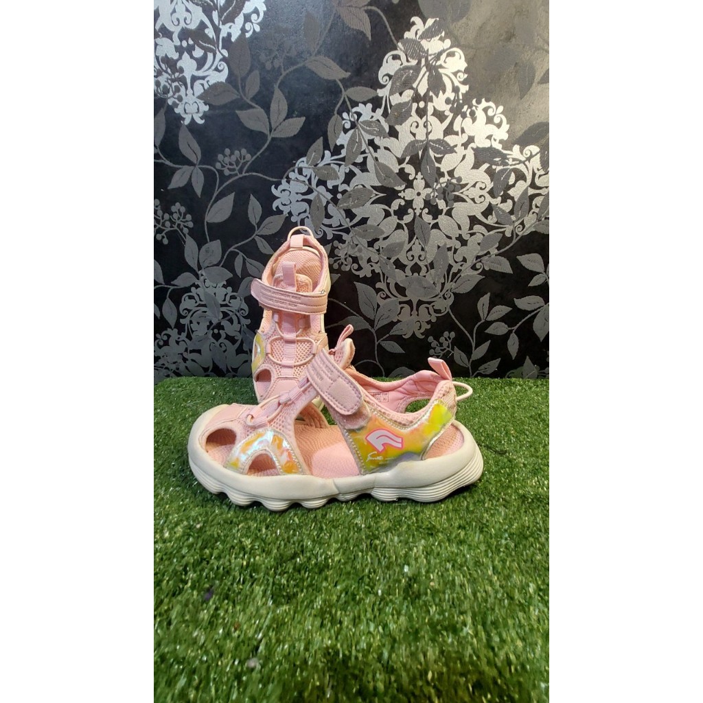 A003 ลำรอง พื้นโฟม ใส่เบาสบายเท้า สภาพสวยน่าใส่มาก ๆ ค่ะ Shopee Thailand