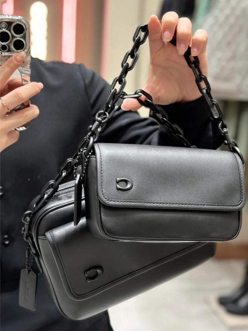 COACH】チャーター フラップ クロスボディ 18 CR754 BLK