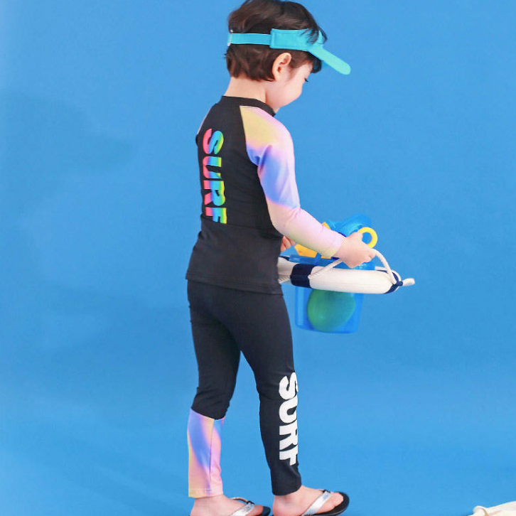 ลดราคา-สินค้าพร้อมส่ง-ชุดว่ายน้ำเด็กชาย-สีดำ-โฮโลแกรม-แขนยาวกันยูวี-พร้อมกางเกงขายาว-3-11ขวบ