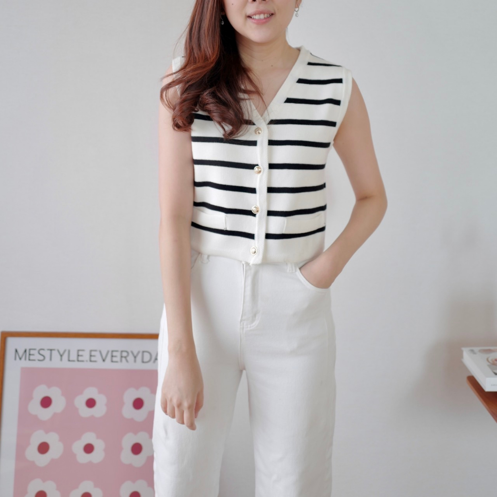 springfield knit top ผ้าไหมพรมดี 150% ขนาดพอดีตัว คอวีช่วยให้ดูเพรียว ...