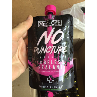 **ส่งเร็ว** น้ำยากันรั่ว น้ำยากันรั่วสำหรับยางจักรยาน Tubeless Muc-off No Puncture Hassle Tubeless Sealant ขนาด 140ml