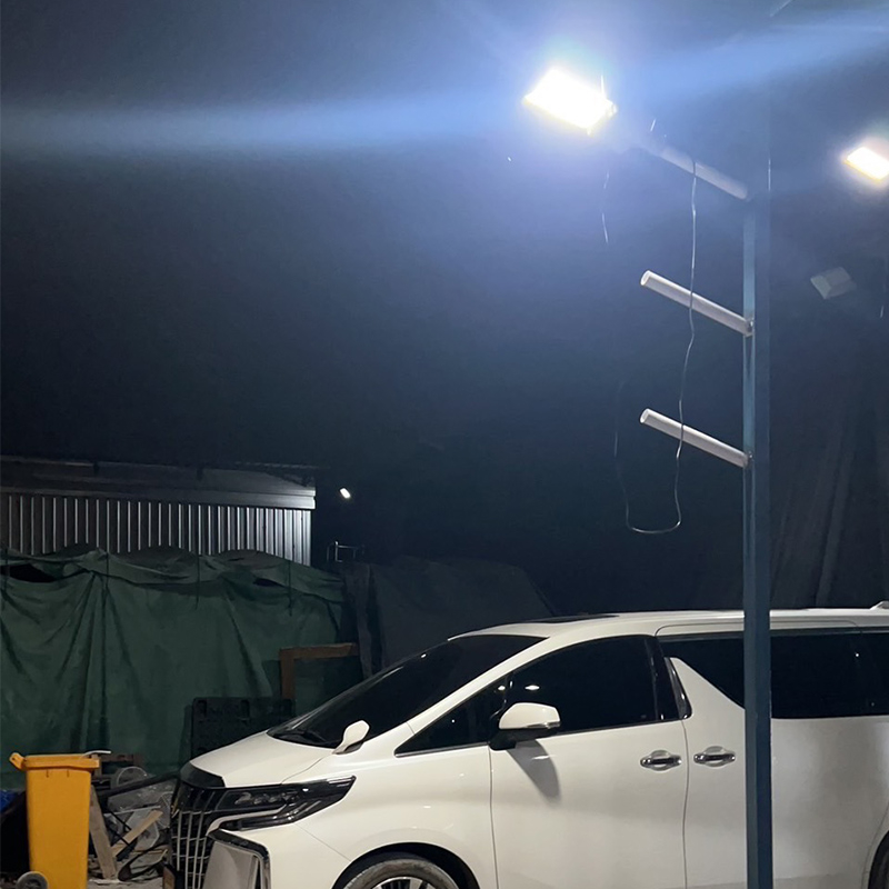 สว่างถึงเช้า-ไฟถนน-street-light-12l-15000w-ไฟถนนโซล่สเซลล์-ส่องได้-12-ช่อง-ไฟถนน-ส่องสว่างถึงเช้า-ประกัน-1-ปี