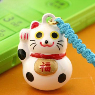 แท้ 100% จากญี่ปุ่น พวงกุญแจ สายเชือก แมวนางกวัก Beckoning Cat Netsuke Cell Phone Strap (White)