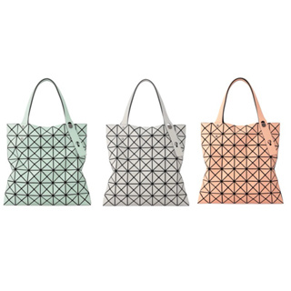 BaoBao PRISM FROST 7×7 บล็อค ของแท้จาก Shop baobao issey Miyake