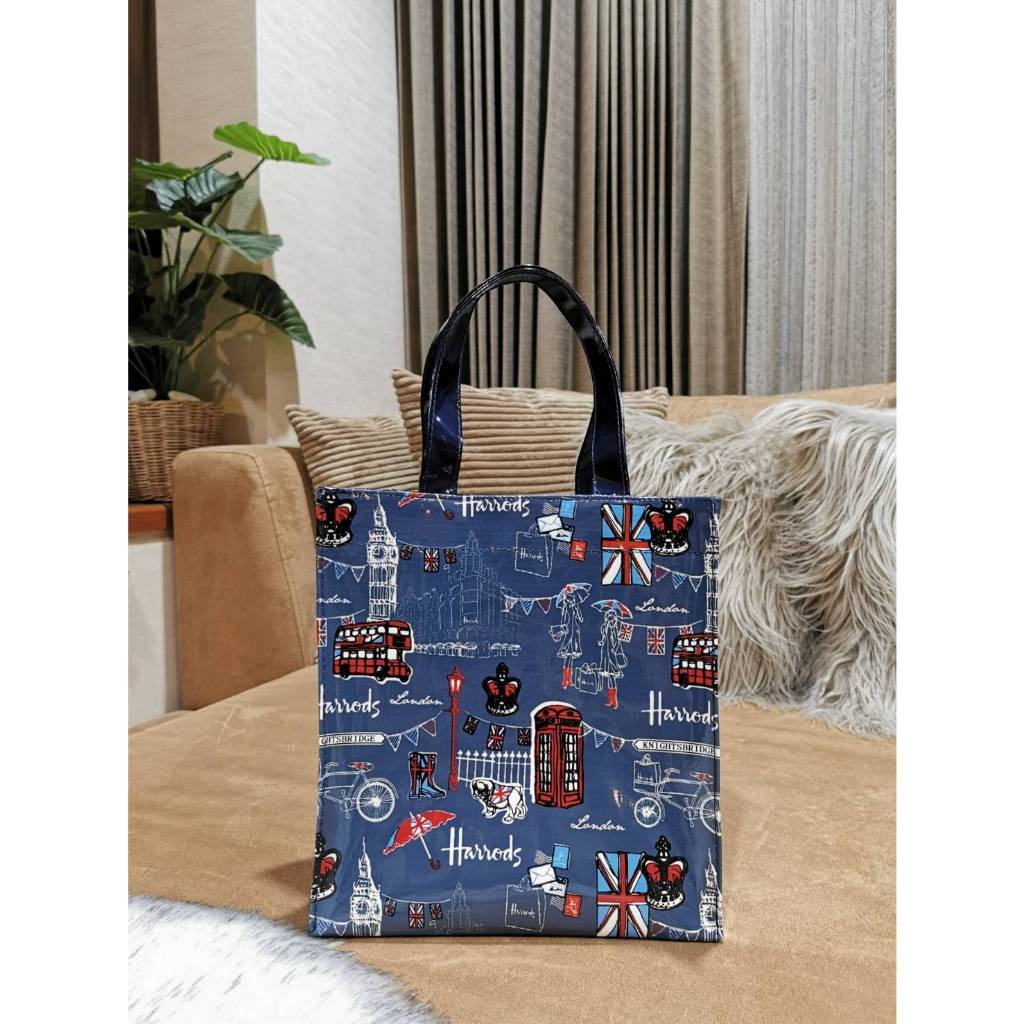 กระเป๋าถือ หรือสะพาย Harrods Shipping Bag ของแท้ กันน้ำ มีซิป ลายชัด มี