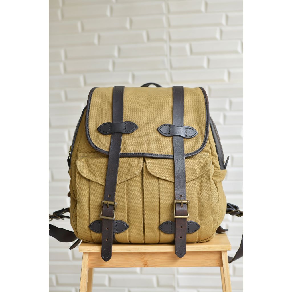 Filson กระเป๋ามือสอง รุ่น 70262 Rucksack Backpack สี Tan | Shopee Thailand
