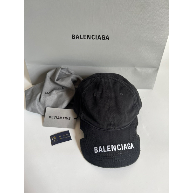 ใหม่-หมวก-balenciaga-แท้พร้อมส่ง-รูดบัตรเครดิต-ผ่อน0-ไม่ชาร์จ