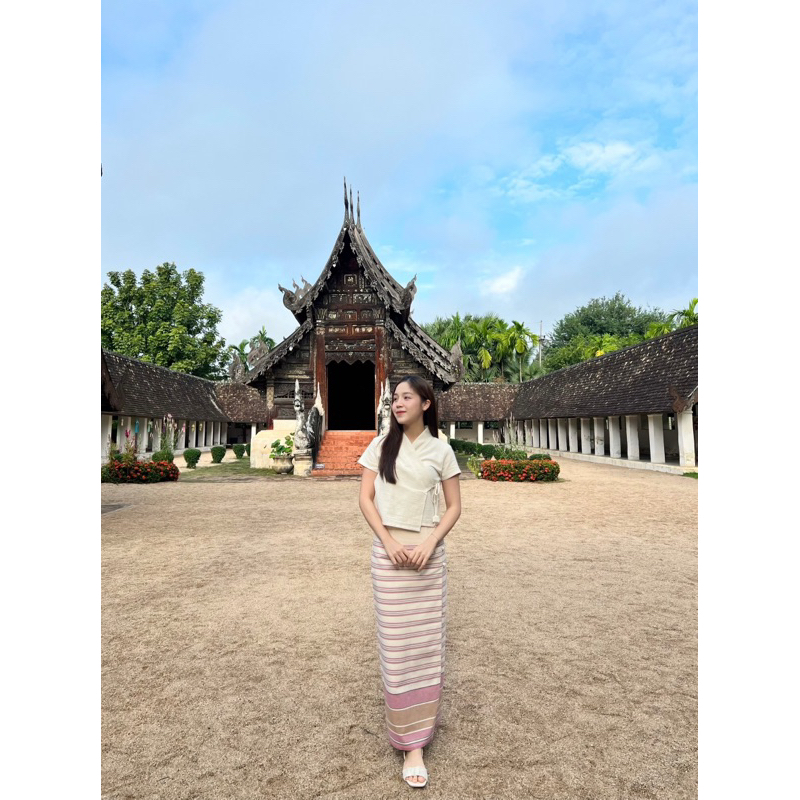 ชุดพื้นเมืองล้านนา เสื้อเจ้านางผ้าฝ้าย+ผ้าถุงทอ สีขาวดิบ 5ไซซ์ XS-XL