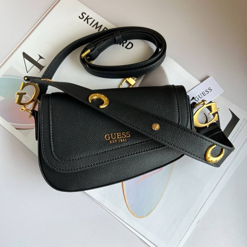 New Guess G DREAM Flap Shoulder Bag ทรงอานม้า สวยมาก รุ่นยอดฮิต มีสาย ...