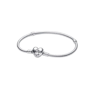 โปรโมชั่น : พร้อมส่ง สินค้าแท้   สร้อยแพนโดรารุ่นคลาสสิค ตัวล็อกหัวใจ Moments Heart Clasp Snake Chain Bracelet