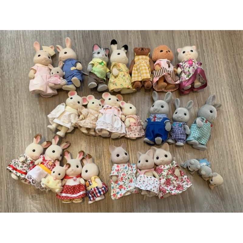 Sylvanian Families Character มือสองของแท้ เลือกแบบด้านในค่ะ | Shopee ...