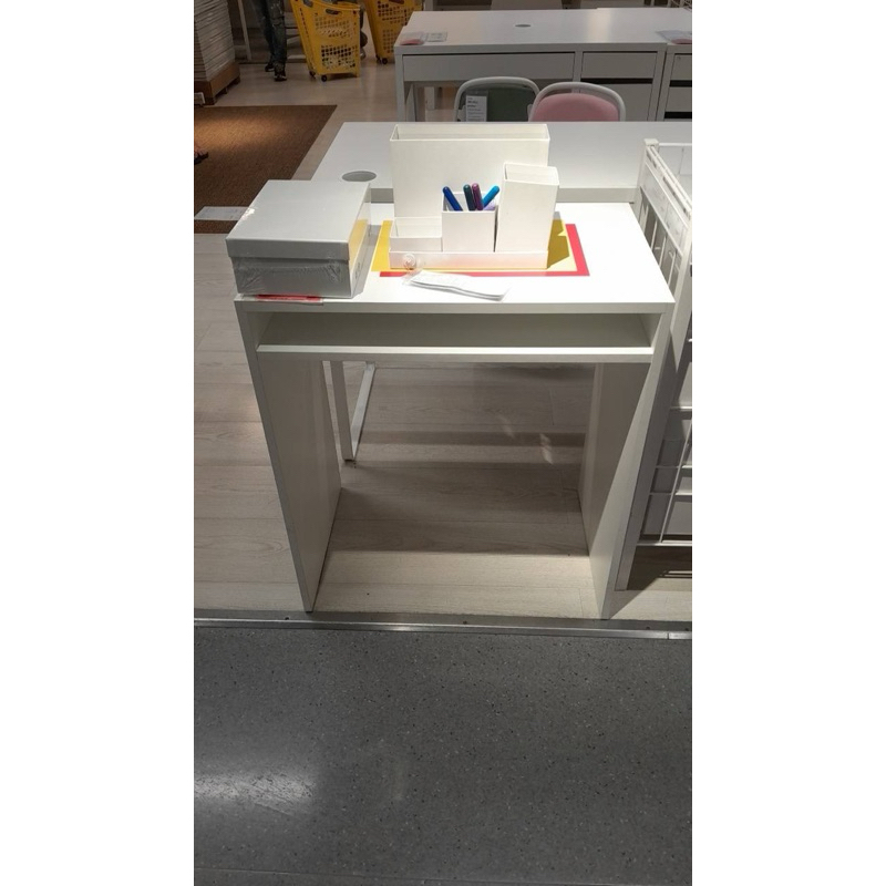 IKEA TORALD โทรัลด์ โต๊ะทำงาน ขาว, 65x40 ซม. | Shopee Thailand