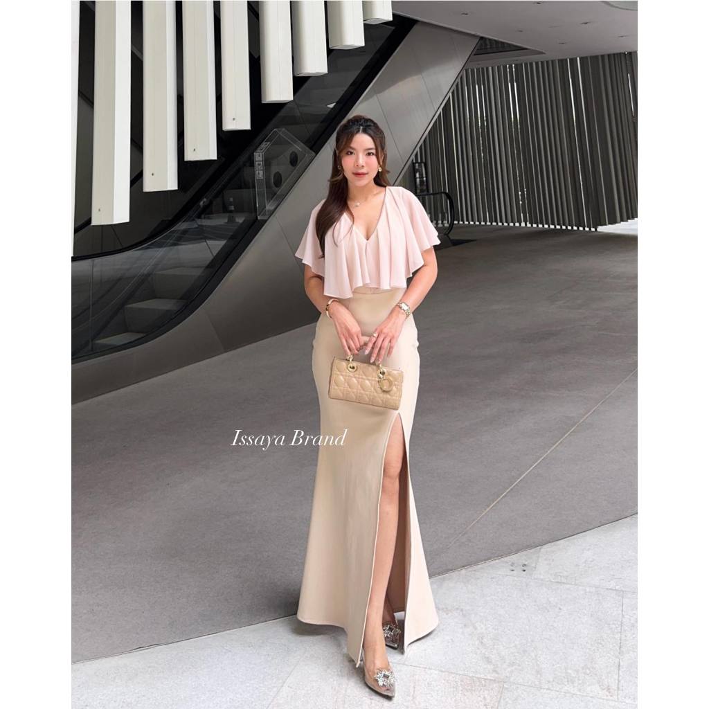 Patra Dress เดรสยาวระบายชีฟอง Issaya Brand ไซส์ S-3XL พรางหุ่น เรียบหรู ใส่ไปงานแต่ง มุมมองที่ 3