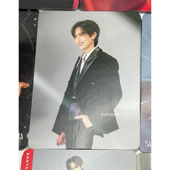 🩵พร้อมส่ง🩵 COLLECTIBLE RANDOM CARD PERTH SANTA TIME STOPPER