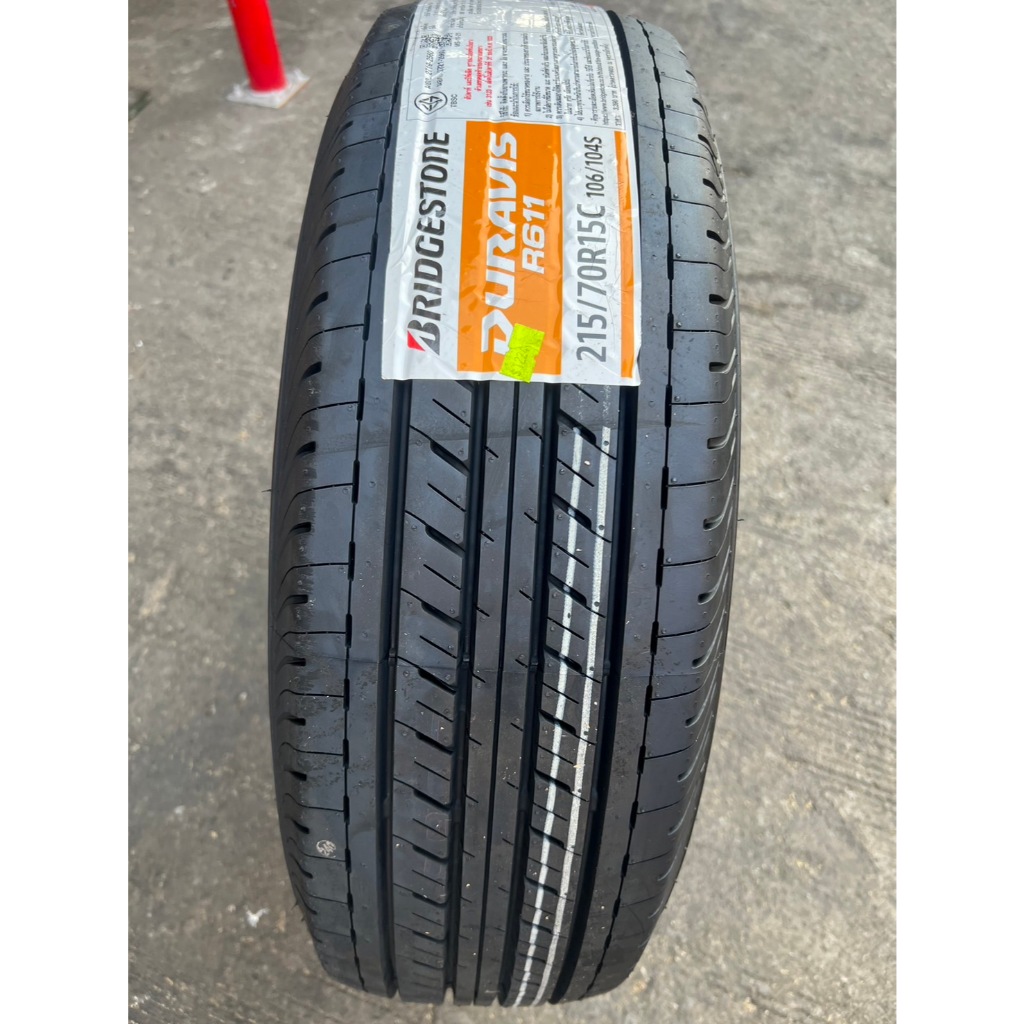 215/70R15 BRIDGESTONE DURAVIS R611(ยางรถกระบะ/รถตู้) ทนทาน แข็งแรง