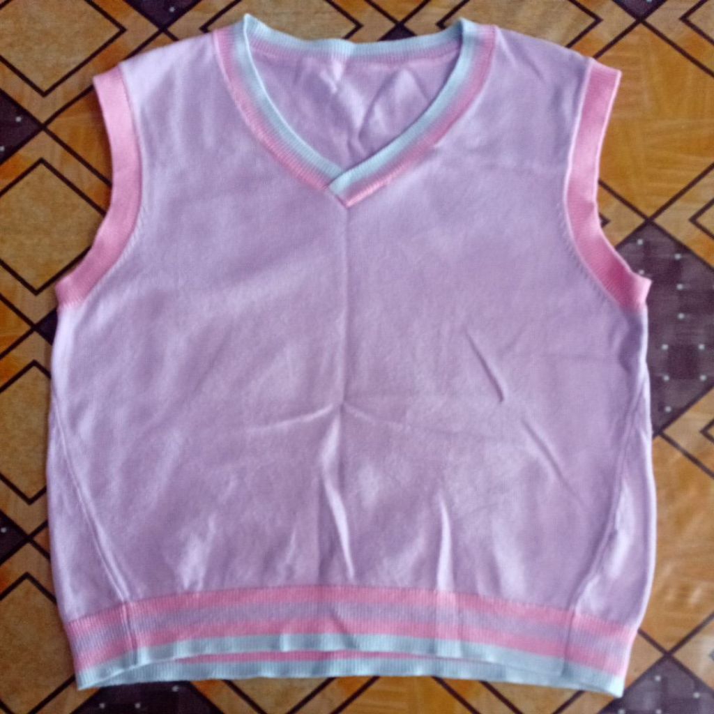 เสื้อครอปแขนกุดไหมพรหม | Shopee Thailand